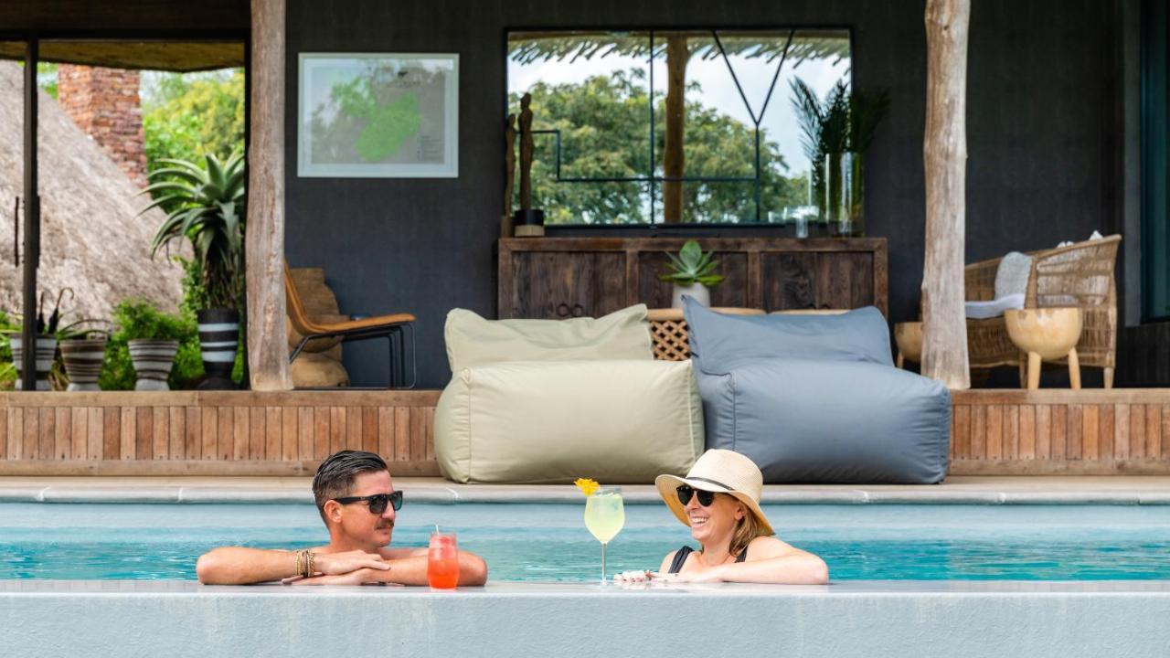 Sungulwane Private Game Lodge Hluhluwe Dış mekan fotoğraf