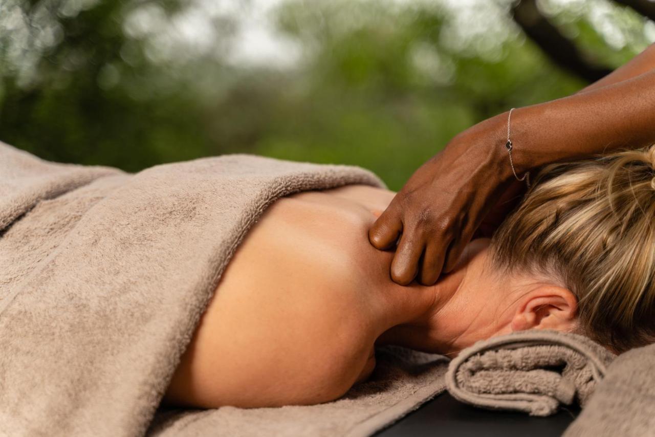 Sungulwane Private Game Lodge Hluhluwe Dış mekan fotoğraf